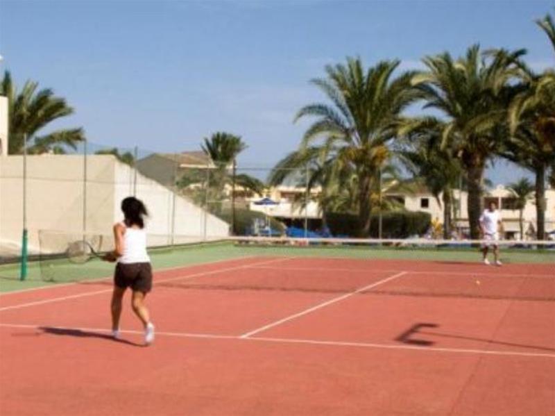 Globales Aparthotel Bouganvilla Sa Coma  Bagian luar foto