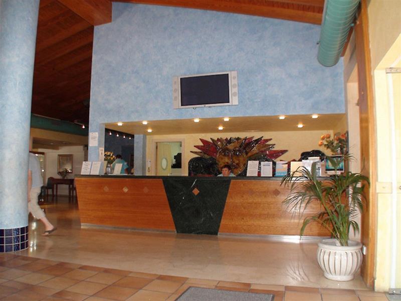 Globales Aparthotel Bouganvilla Sa Coma  Bagian luar foto